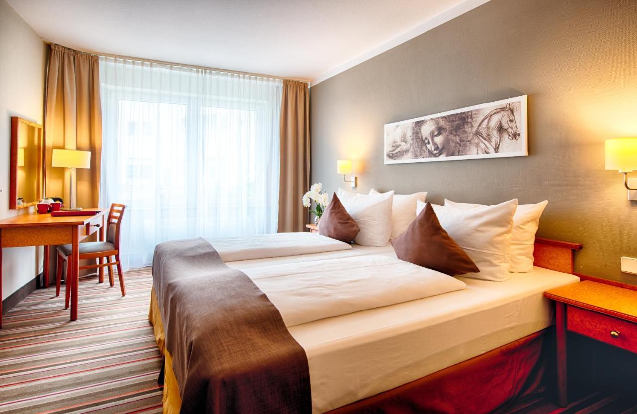 Leonardo Hotel Hamburg Airport Екстер'єр фото