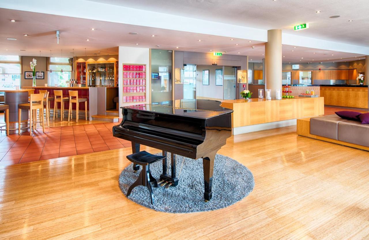 Leonardo Hotel Hamburg Airport Екстер'єр фото