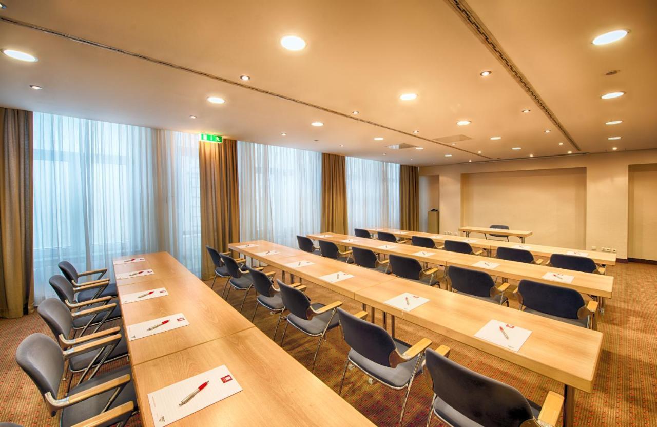 Leonardo Hotel Hamburg Airport Екстер'єр фото